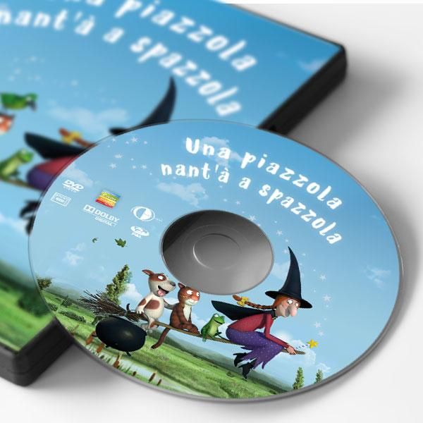 Una Piazzola nant'à a Spazzola - DVD dessin animé en langue corse-Fiura Mossa-Super Châtaigne-Livres & Cie : Product type